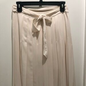 Banana Republic pleated skirt